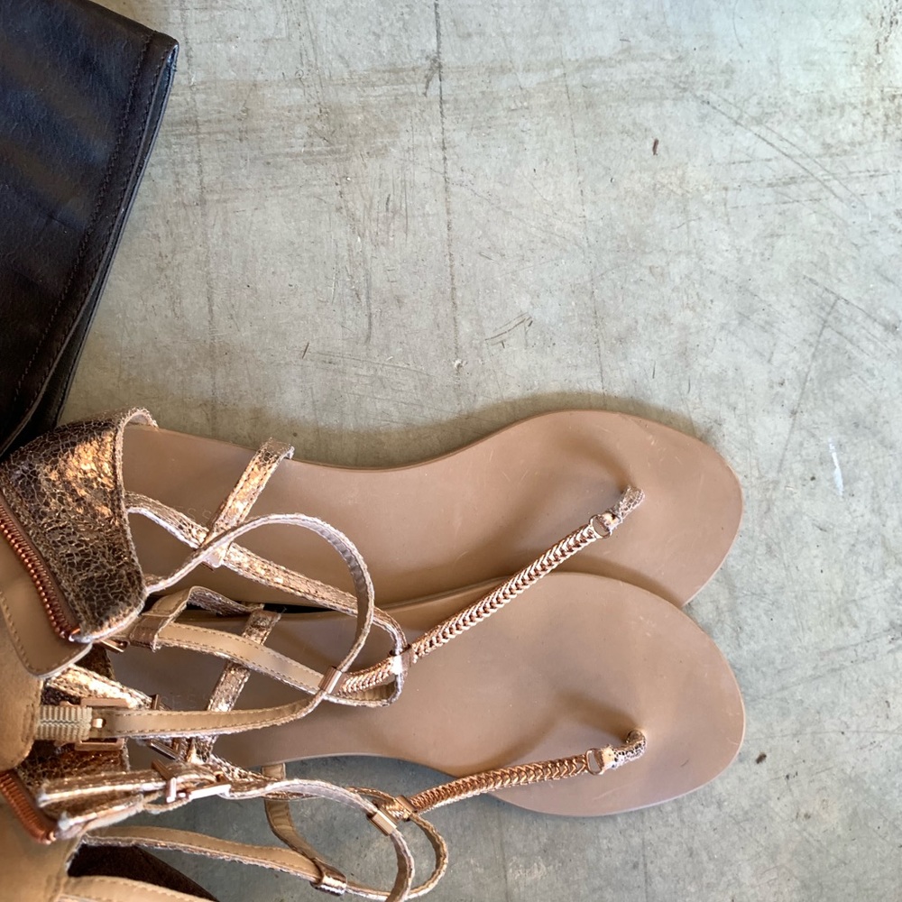 Sandals - Picture 3 of 6